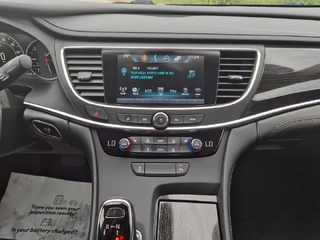 Used 2017 BLACK OYNX Buick Essence image 23