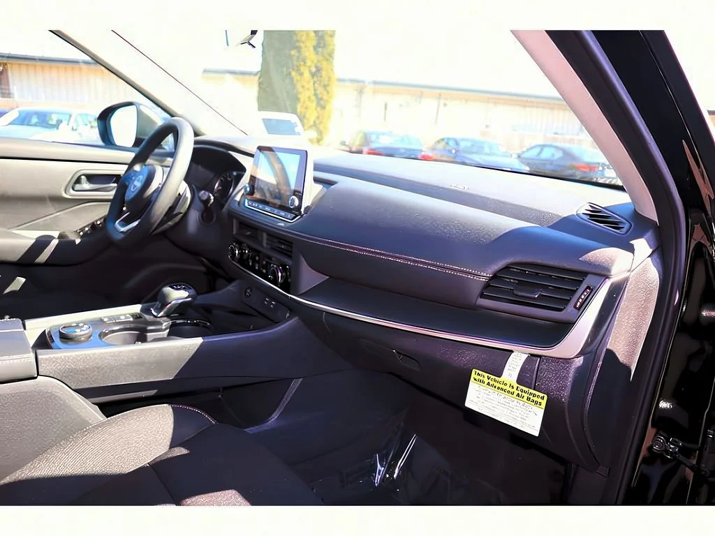 2024 Nissan Rogue S - Photo 23