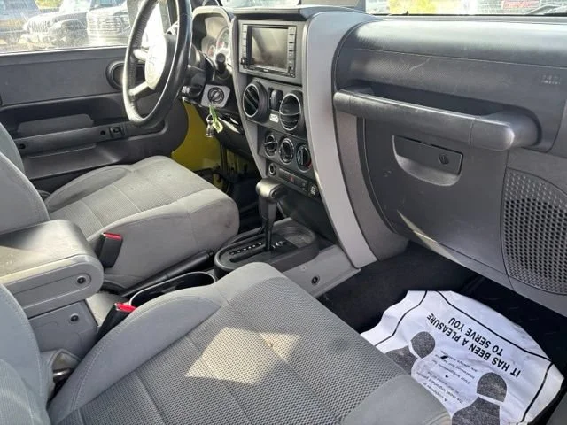 Used 2007 Green Jeep Sahara image 21