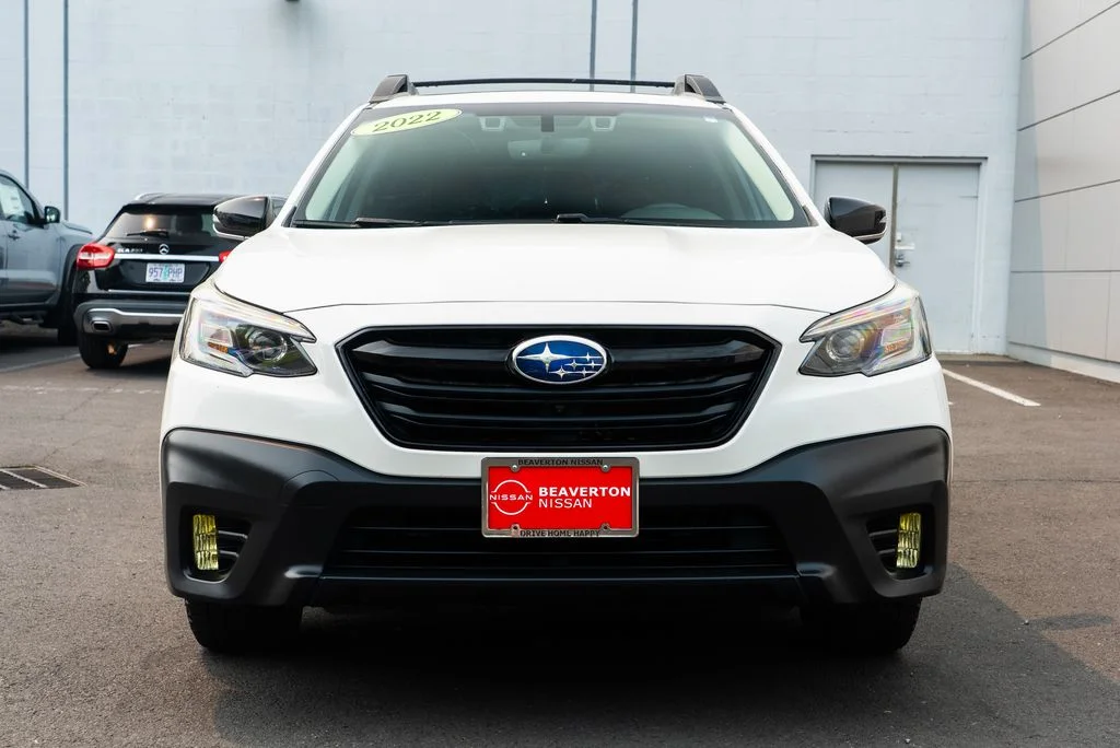 Used 2022 White Subaru Onyx Edition XT image 2