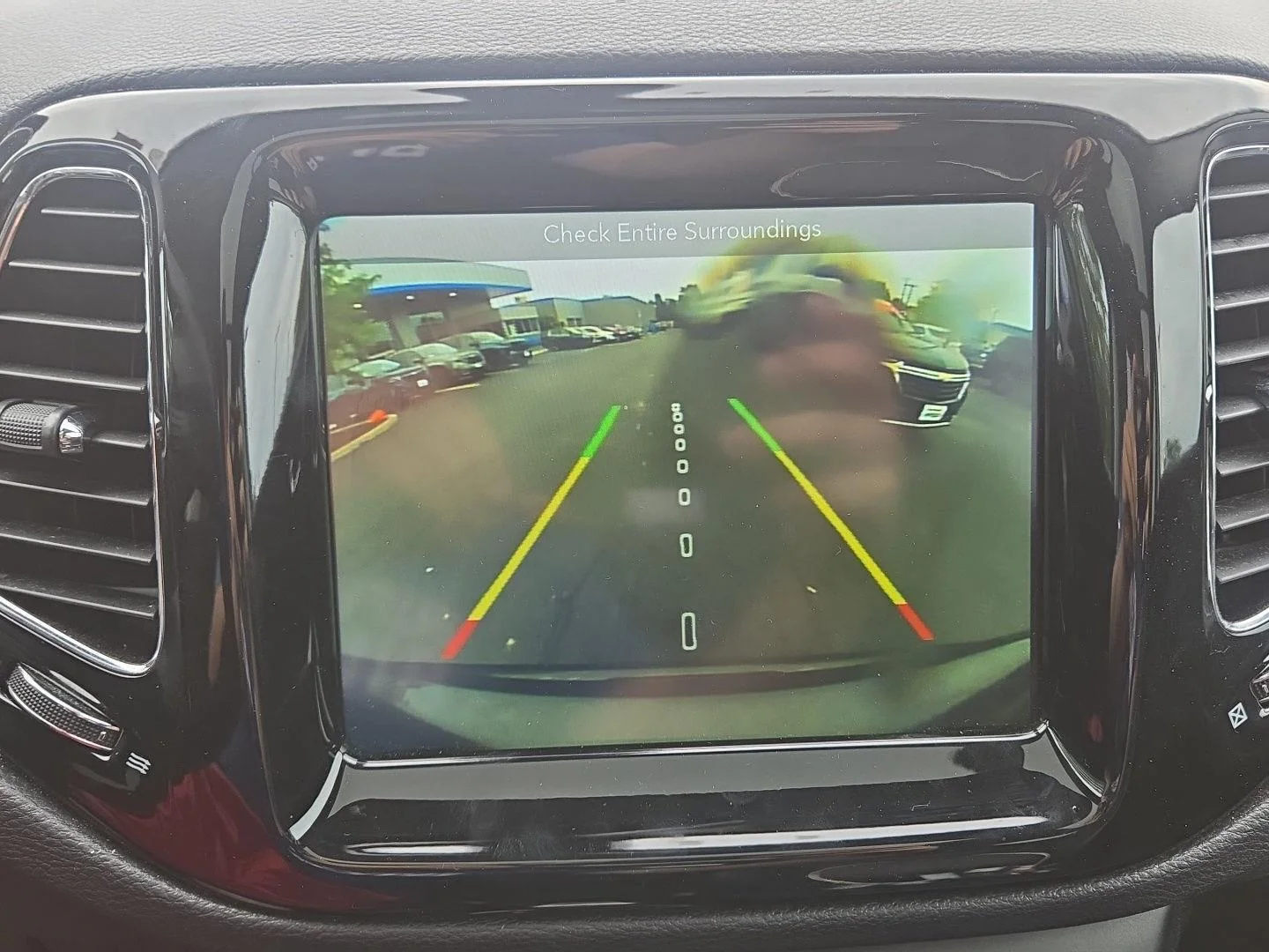 Used 2019  Jeep Limited image 6
