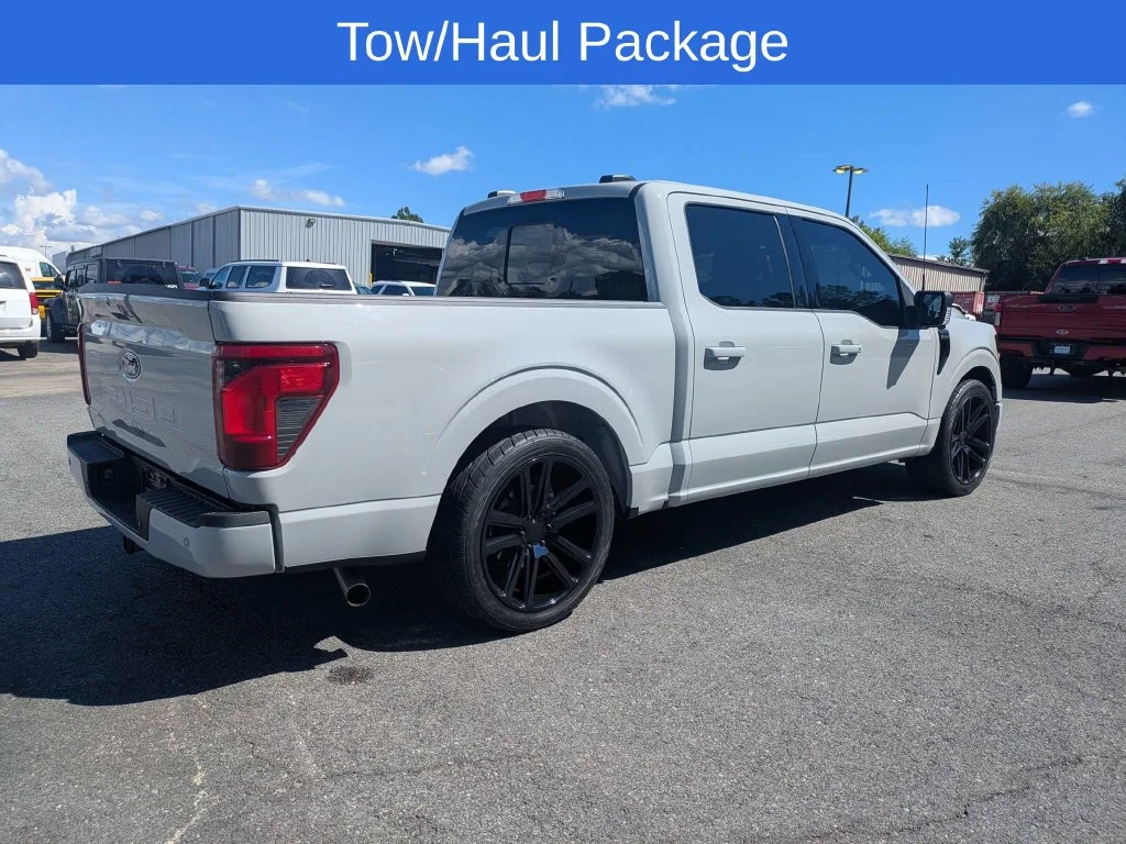 Used 2024 White Ford XLT image 4