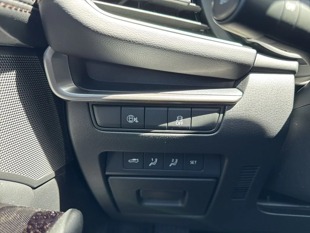 New 2026 Platinum Quartz Metallic Mazda 2.5 S Preferred image 31