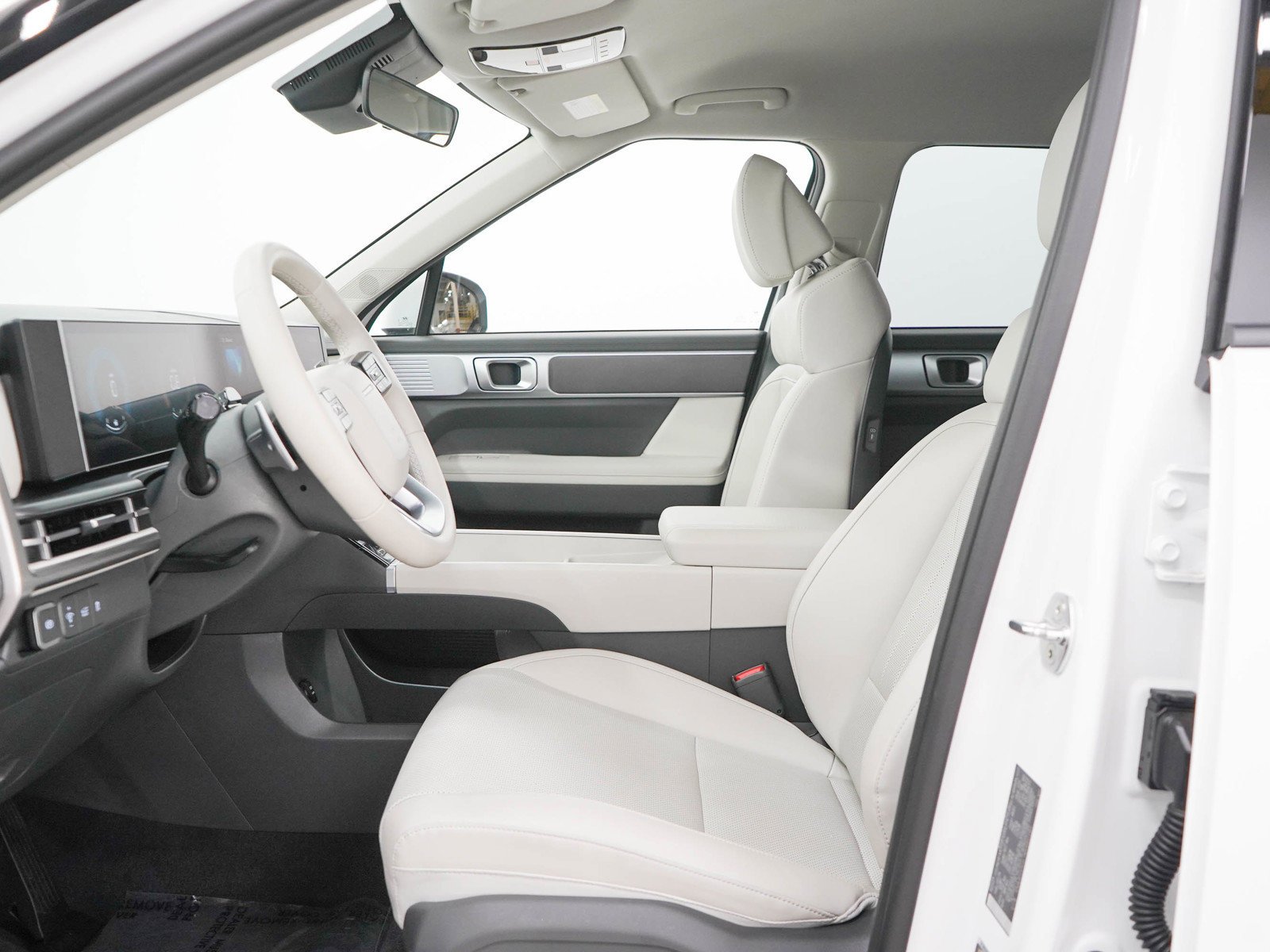 Used 2024 Serenity White Hyundai SEL AWD image 24