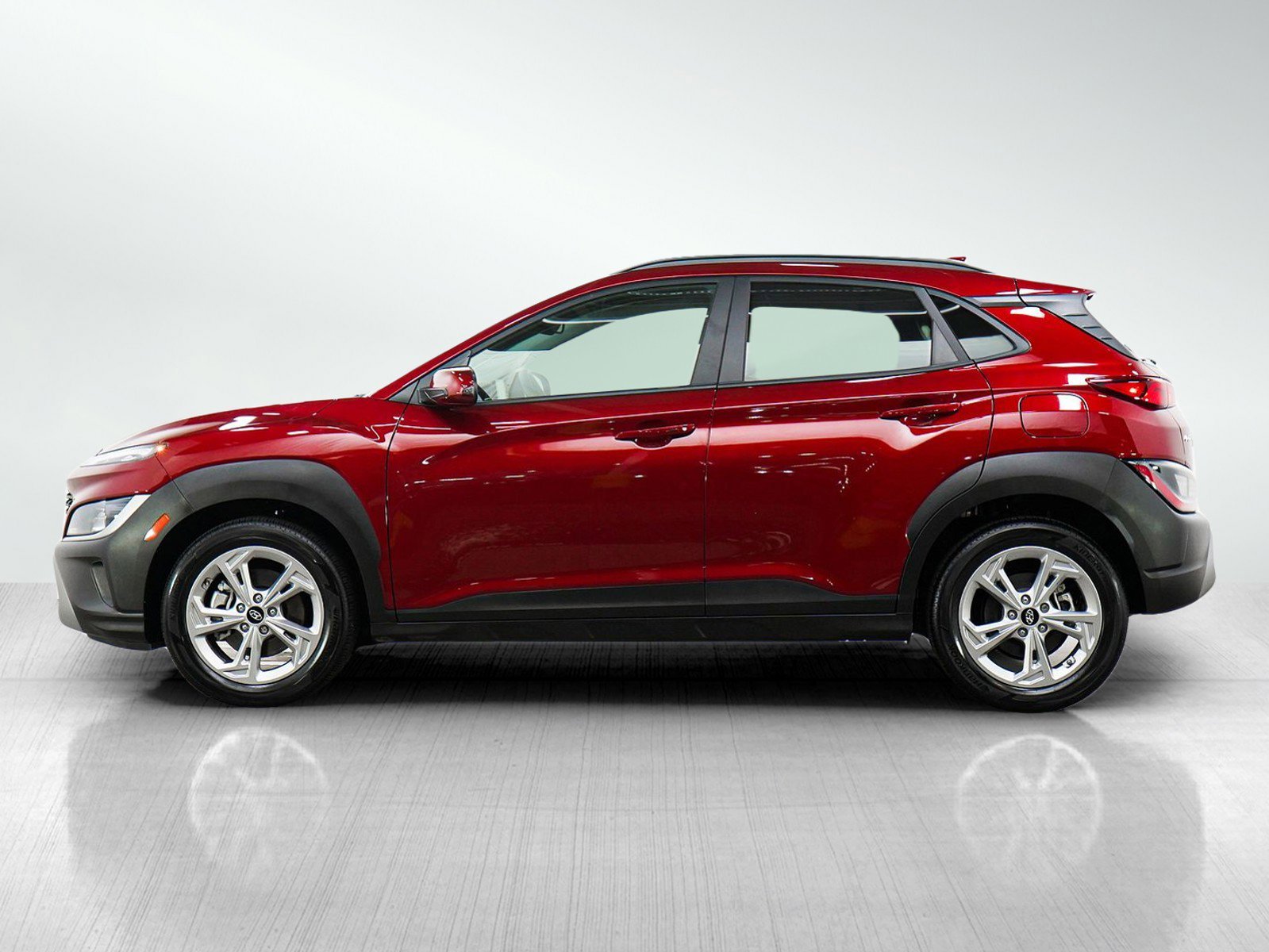 Used 2023 Ultimate Red Hyundai SEL Auto AWD image 2