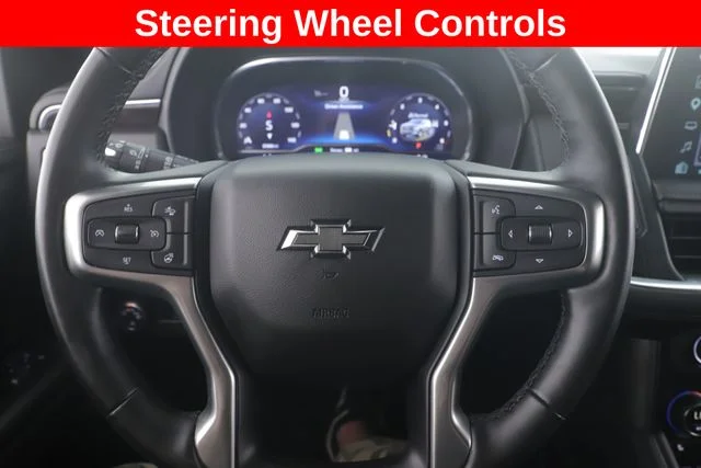 Used 2024 Silver Chevrolet Z71 image 23