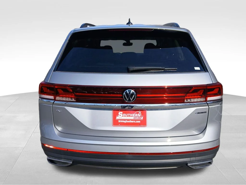 New 2026 Silver Volkswagen 2.0T SE image 4