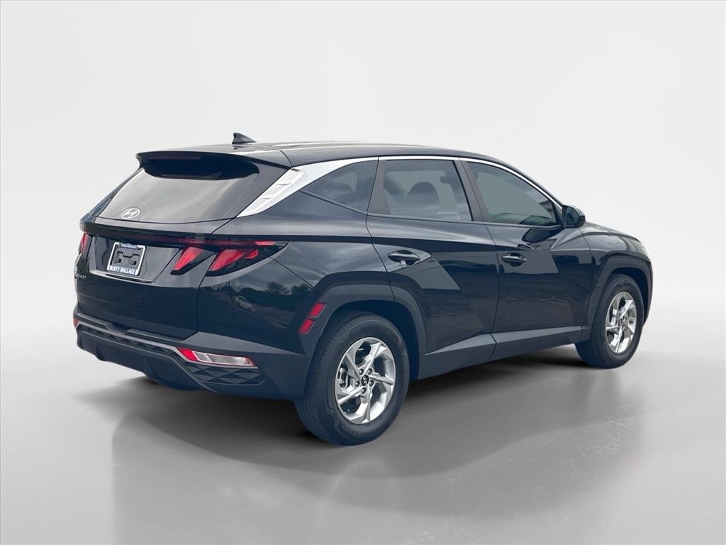 Used 2024 Black Pearl Hyundai SE image 7