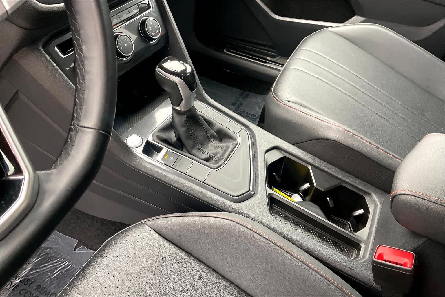 Used 2024 Pure White Volkswagen Wolfsburg Edition image 15