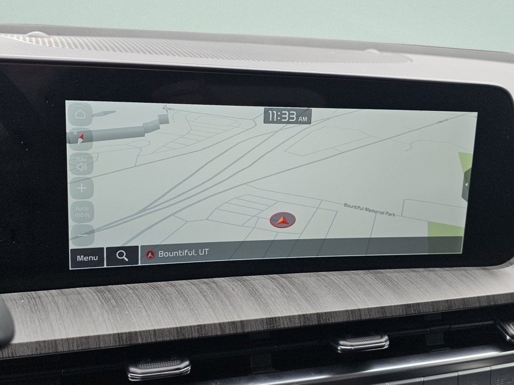 Used 2024 Everlasting Silver Kia SX Prestige image 9