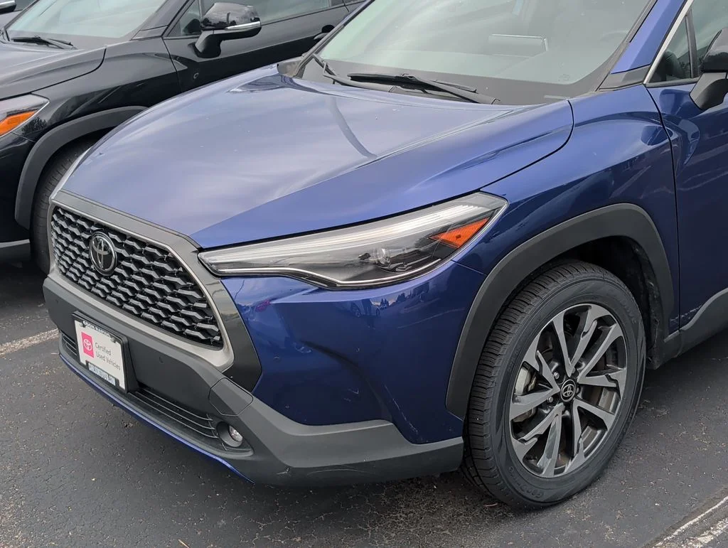 Certified Used 2025 Blue Toyota XLE image 7