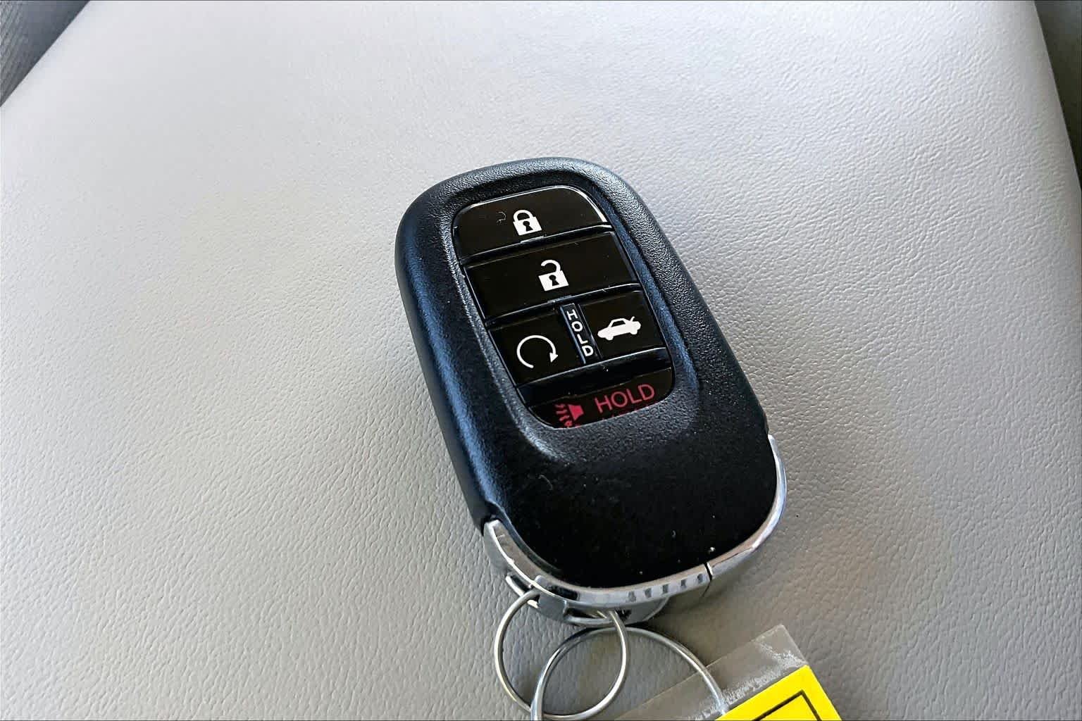 Used 2024 Platinum White Pearl Honda LX image 14