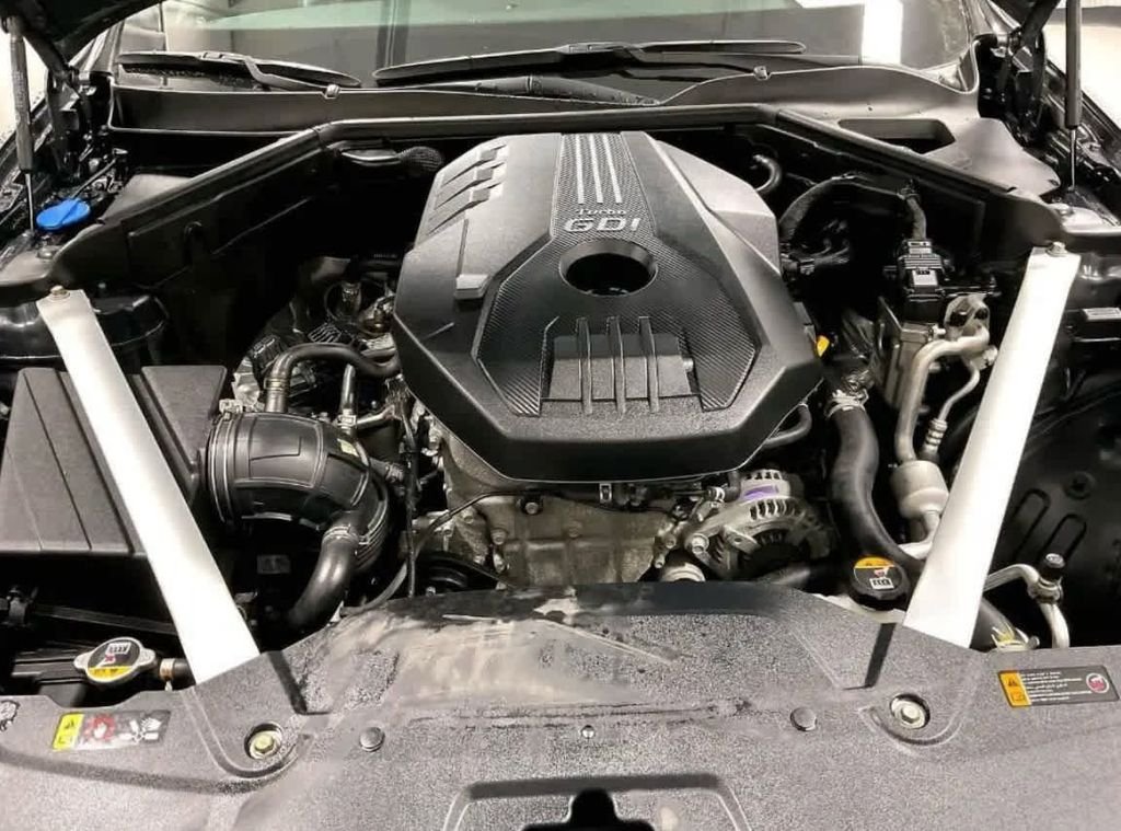 Used 2020 Gray Kia GT-Line image 29