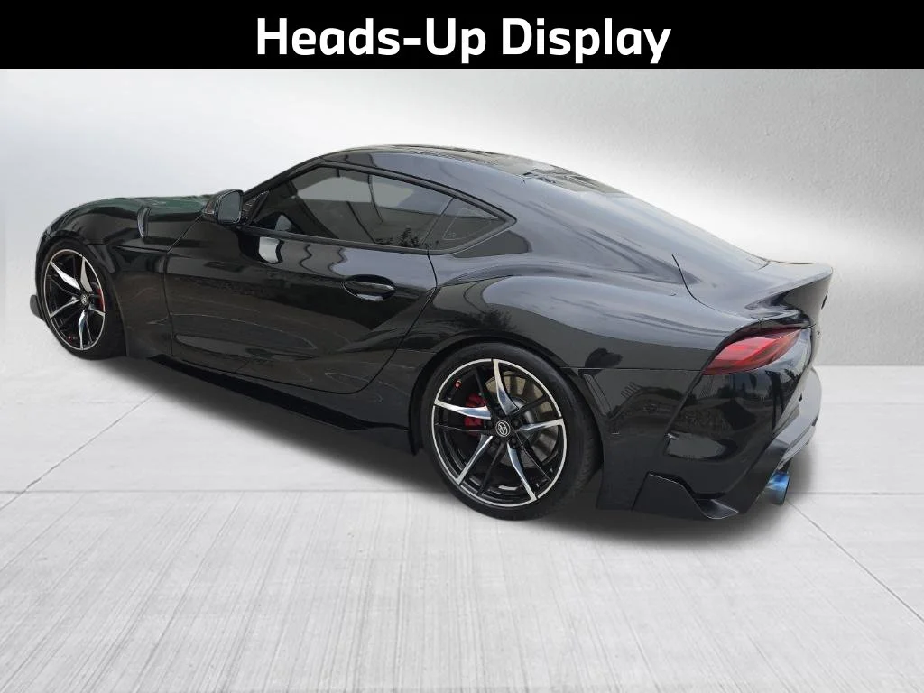 Used 2020  Toyota 3.0 image 8