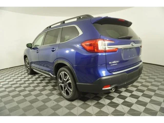New 2026 SAPPHIRE BLUE PEARL Subaru Limited 7-Passenger image 5
