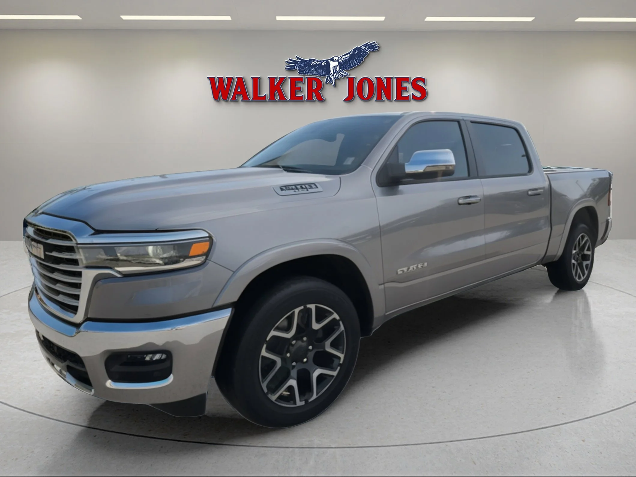 Used 2025 Billet Silver Metallic Clearcoat Ram Laramie image 7