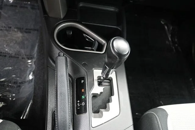 Used 2018 Gray Toyota XLE image 38