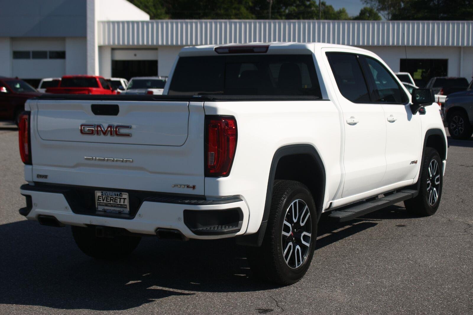 Used 2019 SUMMIT WHITE GMC AT4 image 7