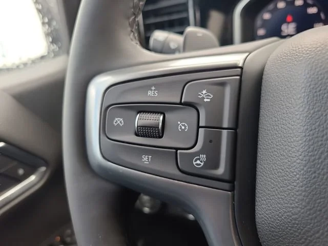 New 2026 Summit White Chevrolet LT Trail Boss image 24