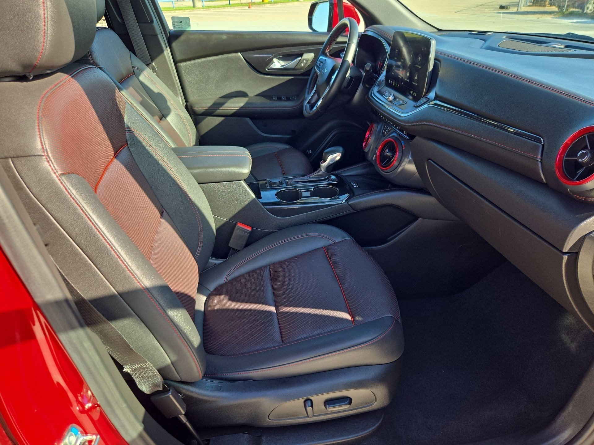 Used 2025 Radiant Red Tintcoat Chevrolet RS image 31