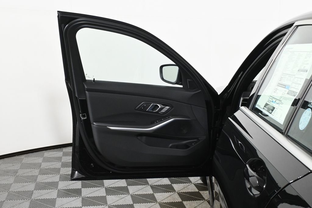 New 2026 Jet Black BMW 330i xDrive image 28