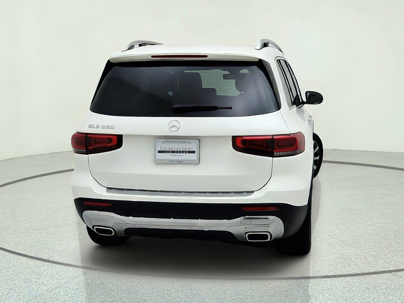 Used 2023 Polar White Mercedes-Benz GLB 250 image 10