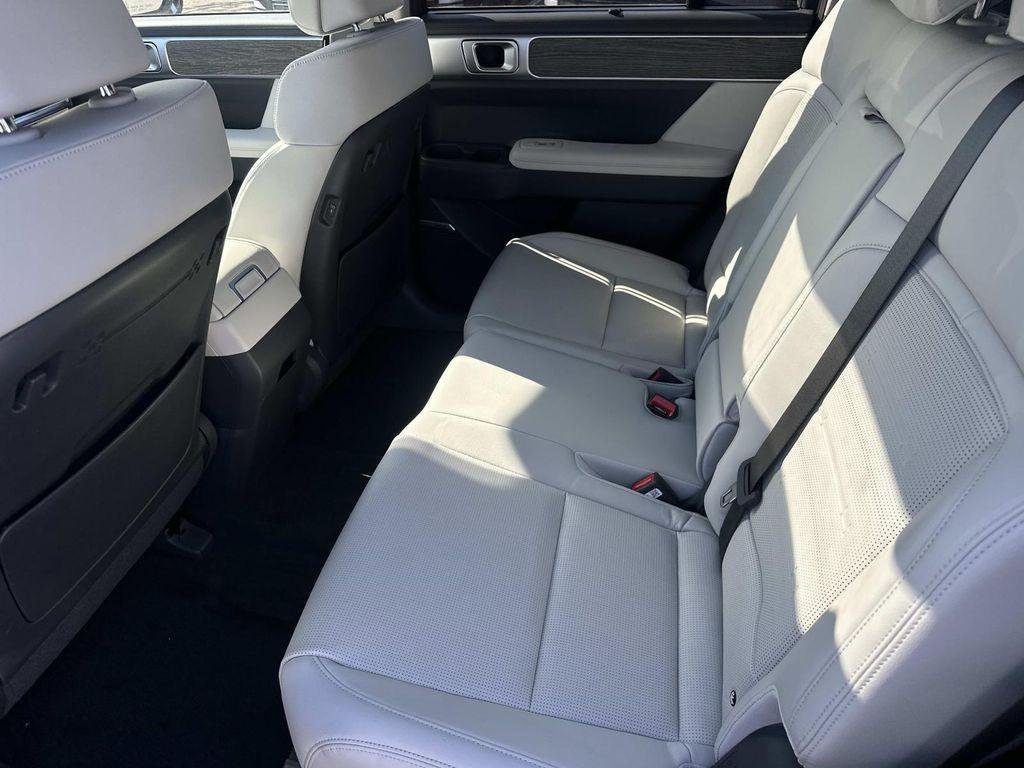 New 2026 Hampton Gray Hyundai Limited image 16