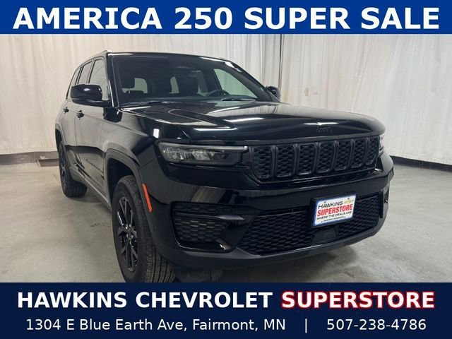 2025 Jeep Grand Cherokee Altitude 4x4's photo