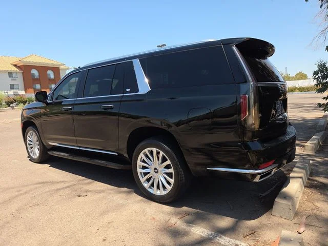 Used 2023 Black Cadillac Luxury image 5