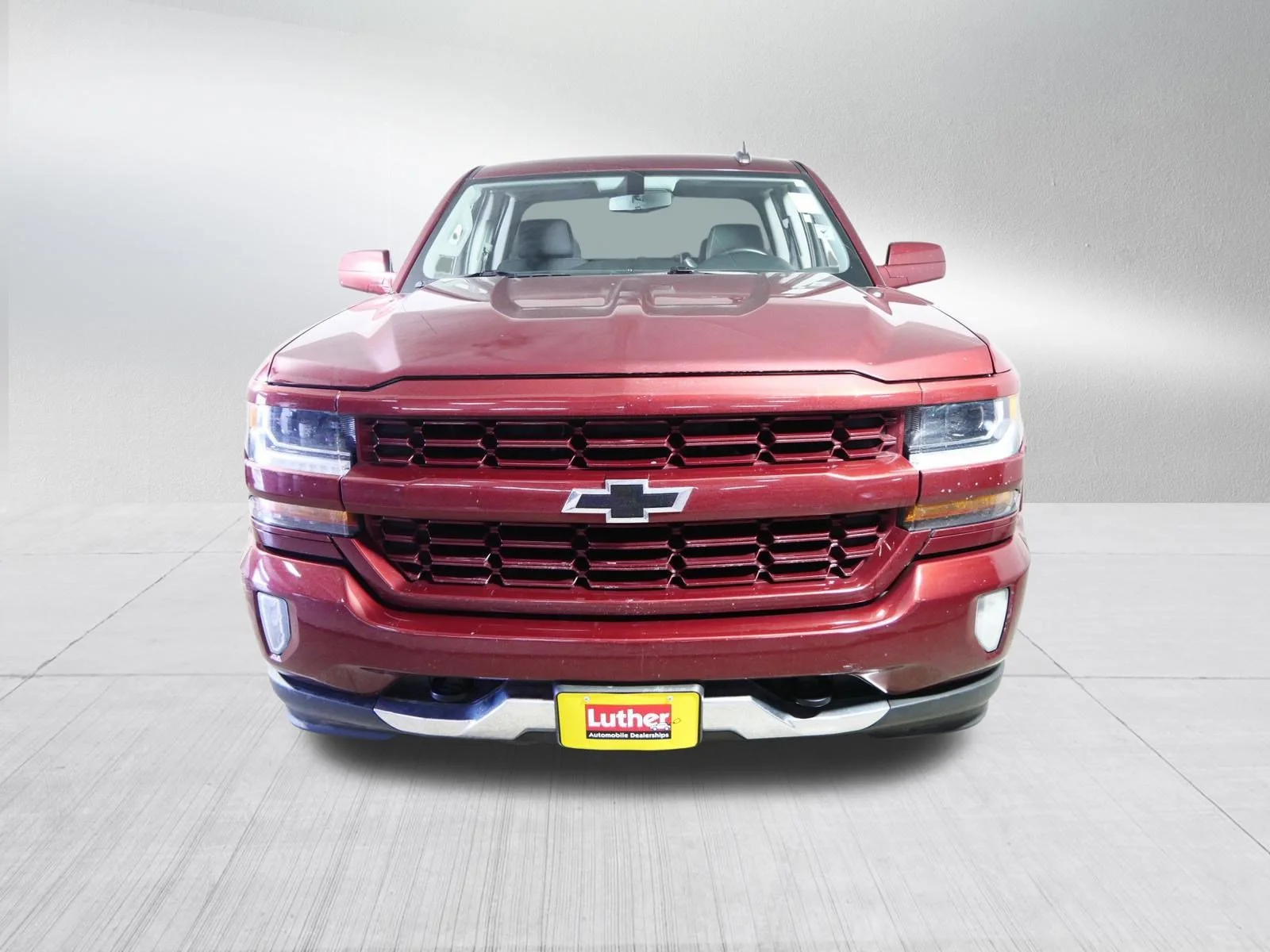 Used 2016 Chevrolet Silverado 1500 LT with VIN 1GCVKREC2GZ231317 for sale in Brooklyn Center, MN