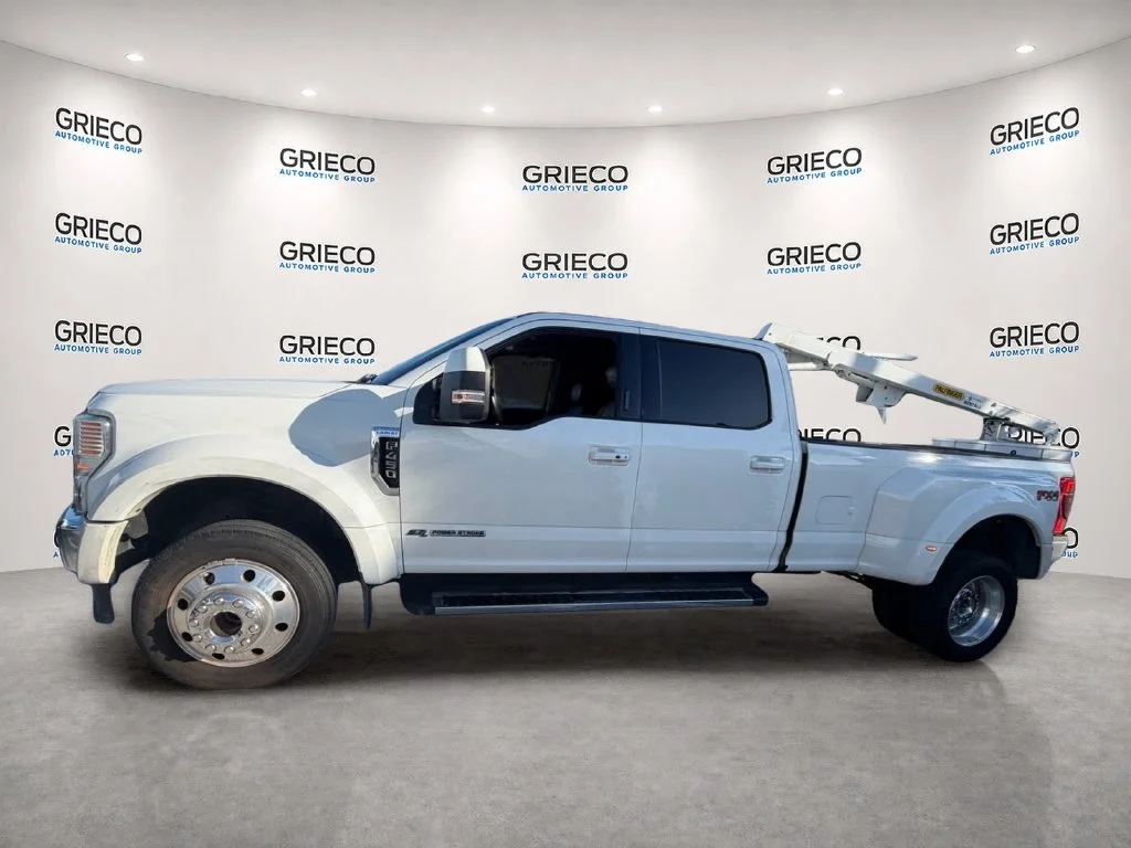 Used 2022 White Ford Lariat image 4