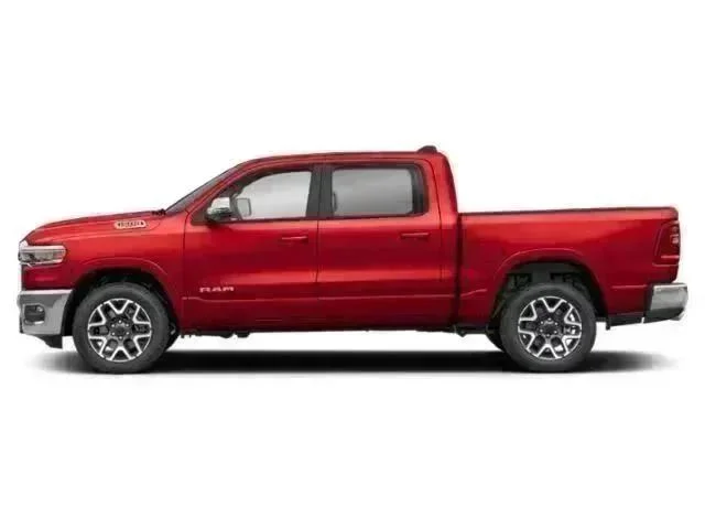 New 2026 Molten Red Pearl-Coat Exterior Paint RAM Laramie image 3
