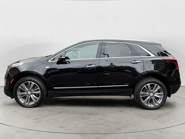 Used 2022 Black Cadillac Premium Luxury image 8