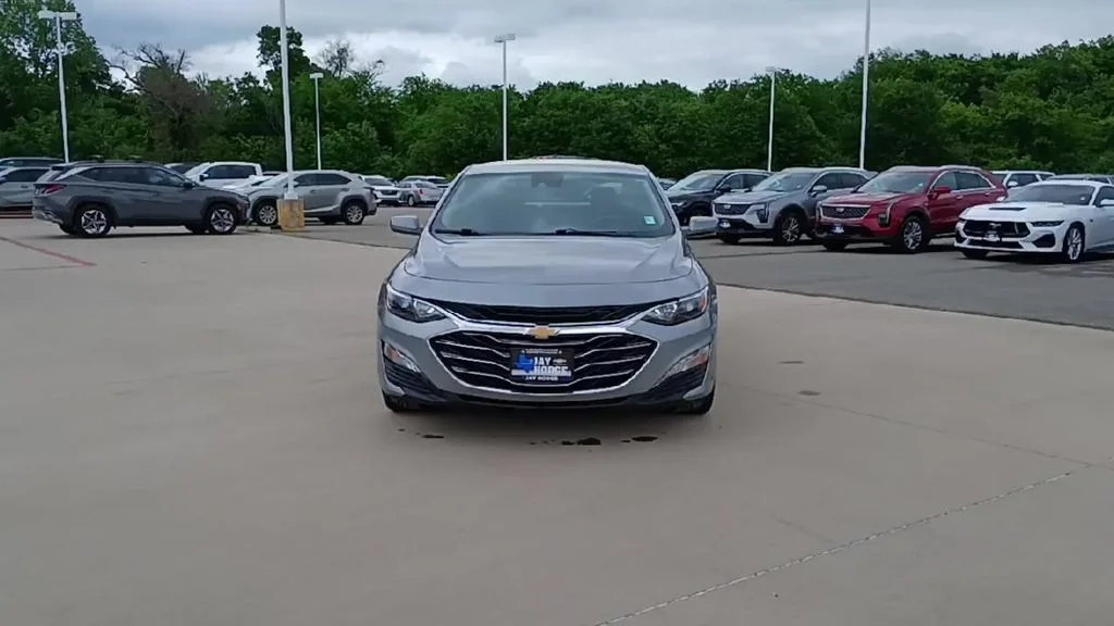 Used 2024 Gray Chevrolet LT image 5