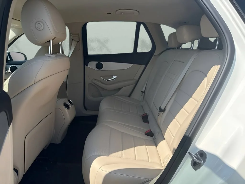 Used 2022  Mercedes-Benz GLC 300 image 13