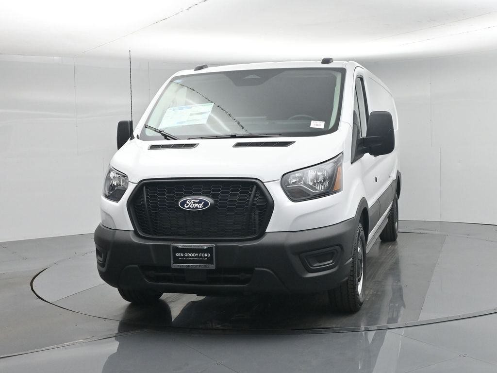 New 2026 Oxford White Ford Base image 51
