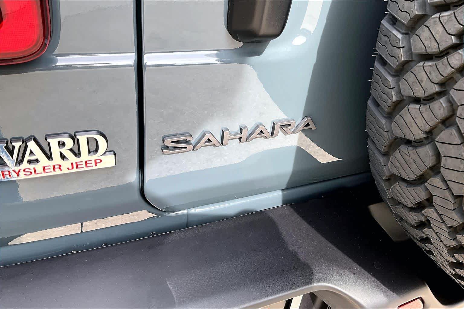 New 2026 Anvil Clear-Coat Exterior Paint Jeep Sahara image 16