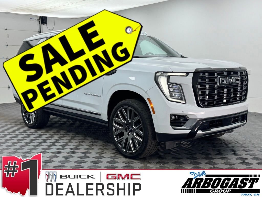 Used 2026 Glacier White Tricoat GMC Denali Ultimate image 1