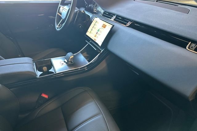 New 2026 Tribeca Blue Land Rover Hoxton Edition image 14