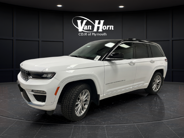 Used 2024 Bright White Clearcoat Jeep Summit image 3