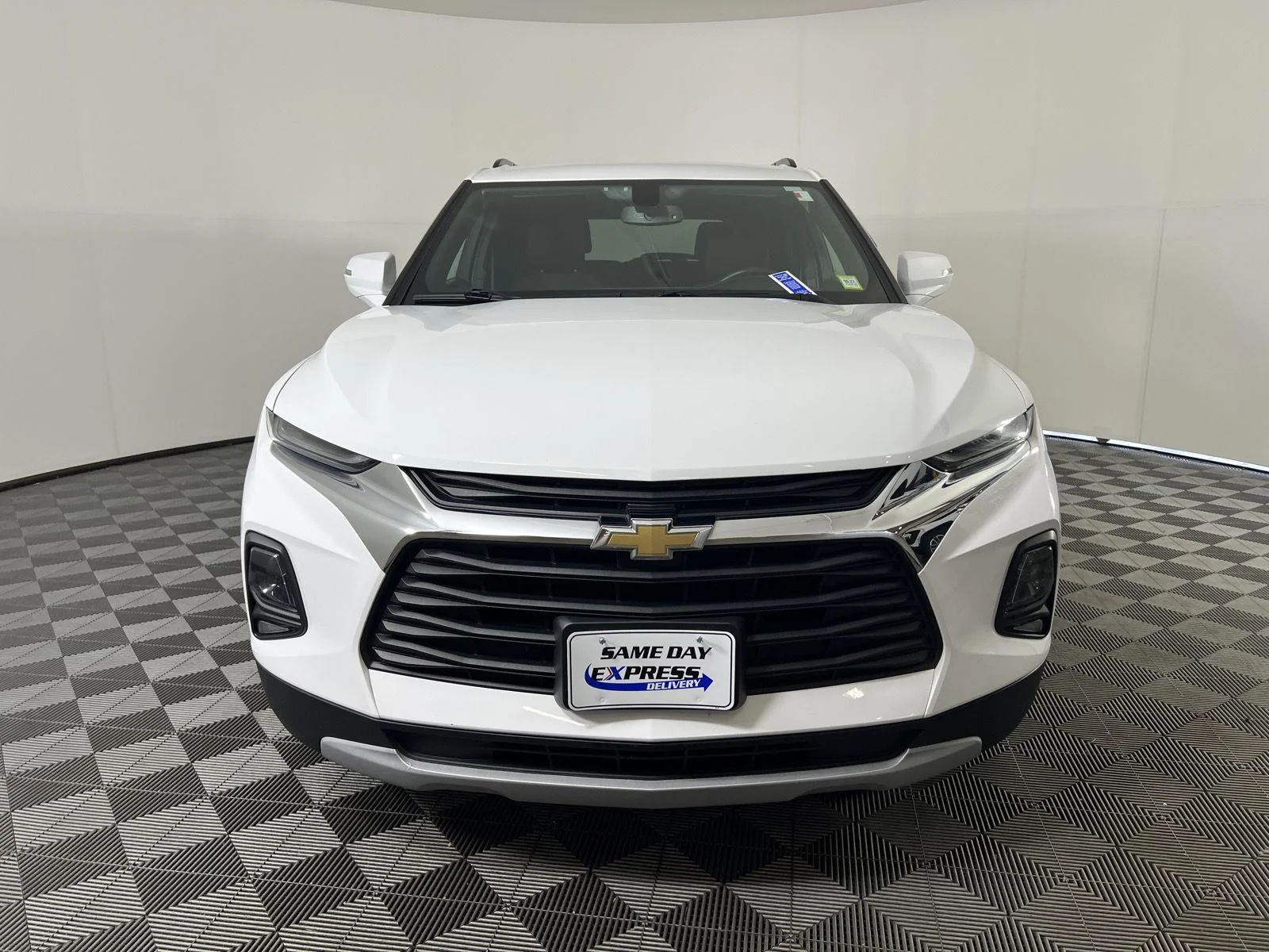 Used 2020 Summit White Chevrolet LT image 29