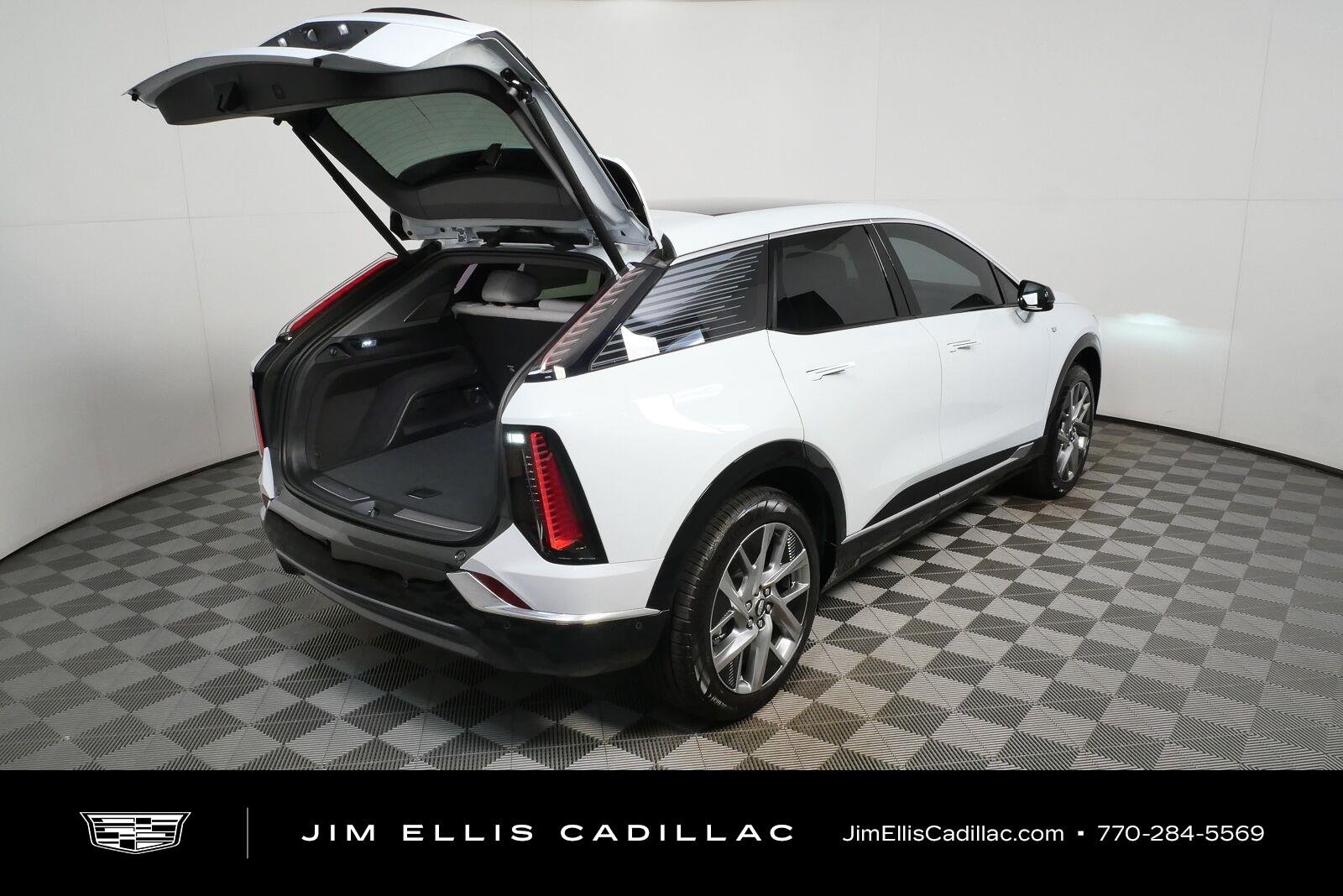 2027 Cadillac OPTIQ Luxury - Photo 29