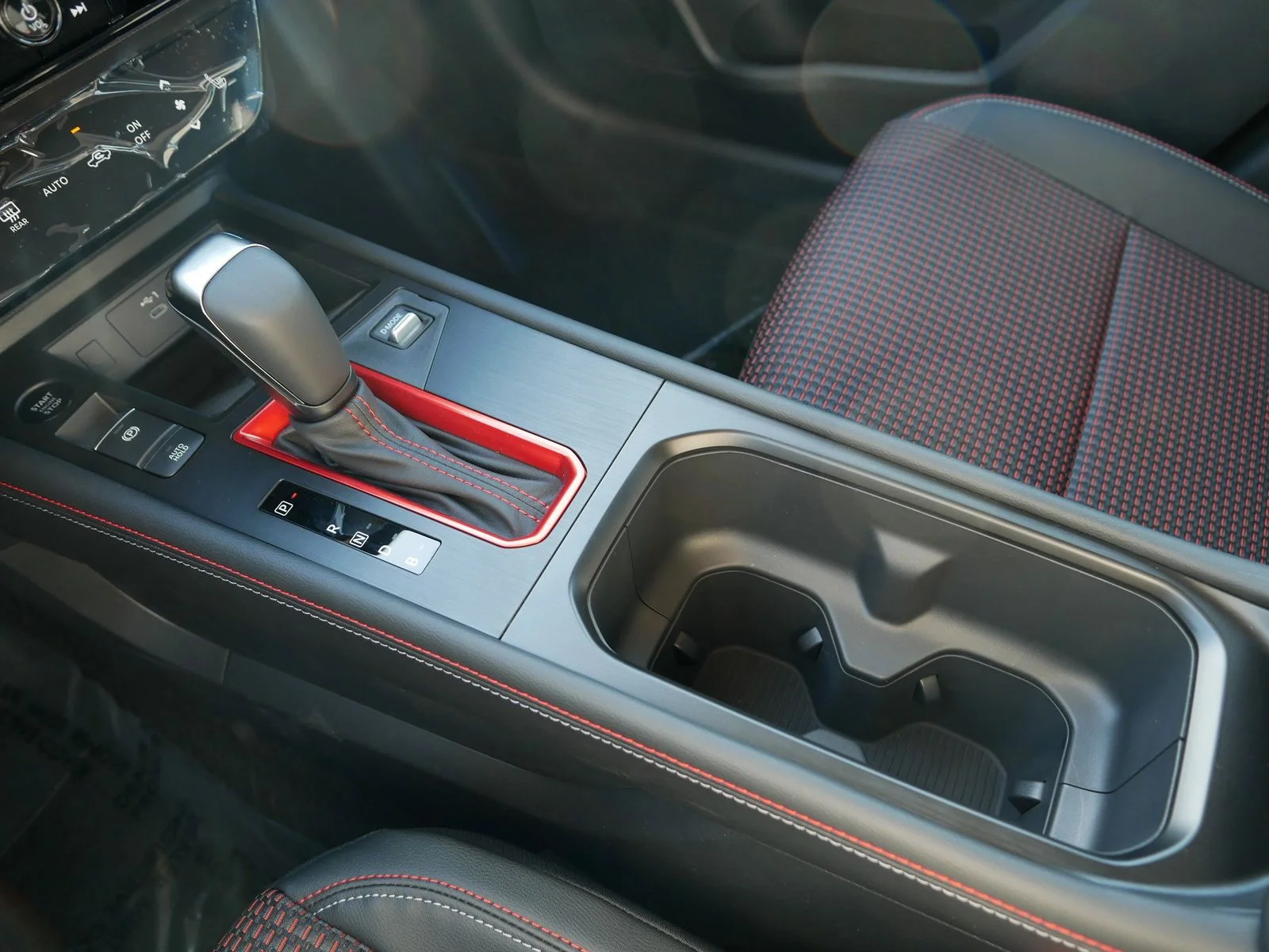 2026 Nissan KICKS SR AWD - Photo 21