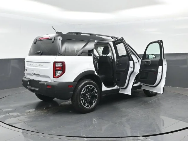 New 2026 Oxford White Ford Outer Banks® image 28