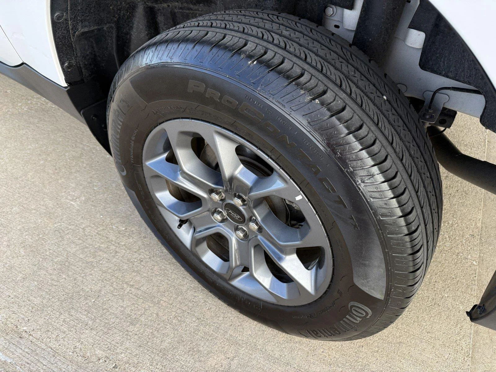 Certified Used 2026 Oxford White Ford XLT image 6