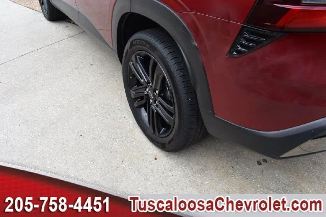 Used 2024 Crimson Metallic Chevrolet ACTIV image 16