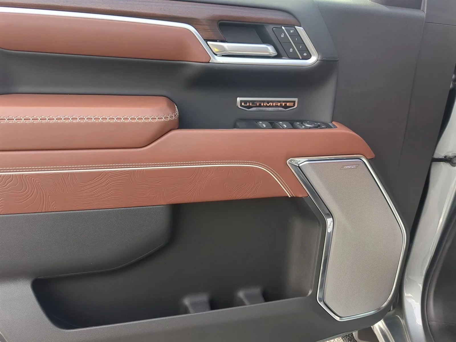 New 2026 Sterling Metallic GMC Denali Ultimate image 47
