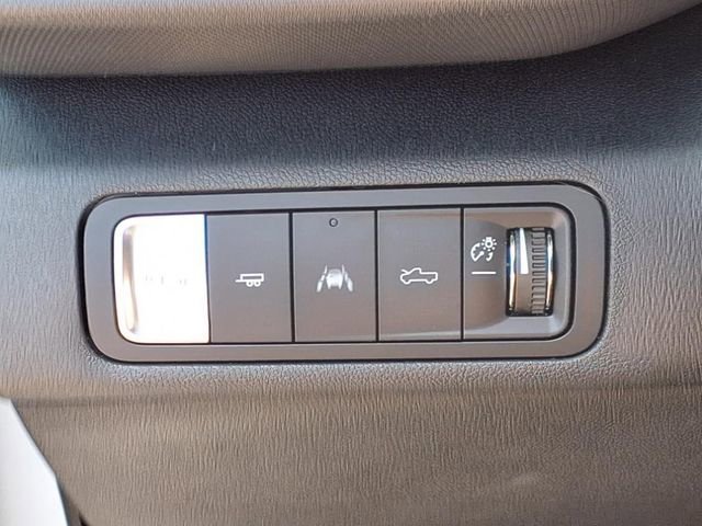 2025 Chevrolet Silverado EV Work Truck - Photo 13