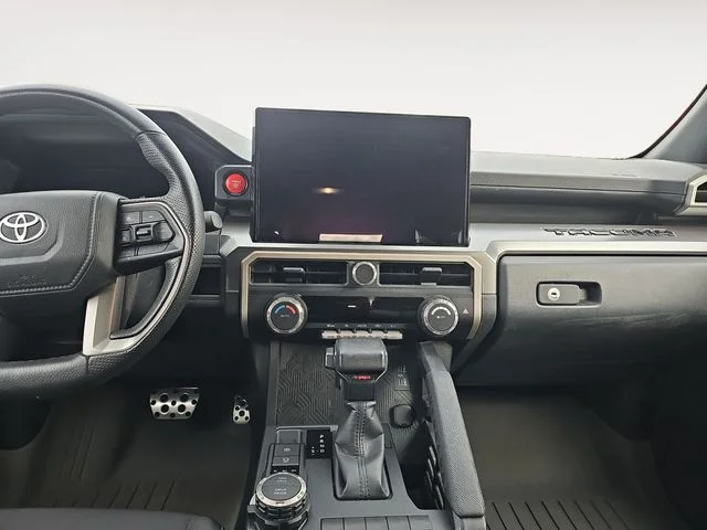 2025 Toyota Tacoma TRD Sport - Photo 11