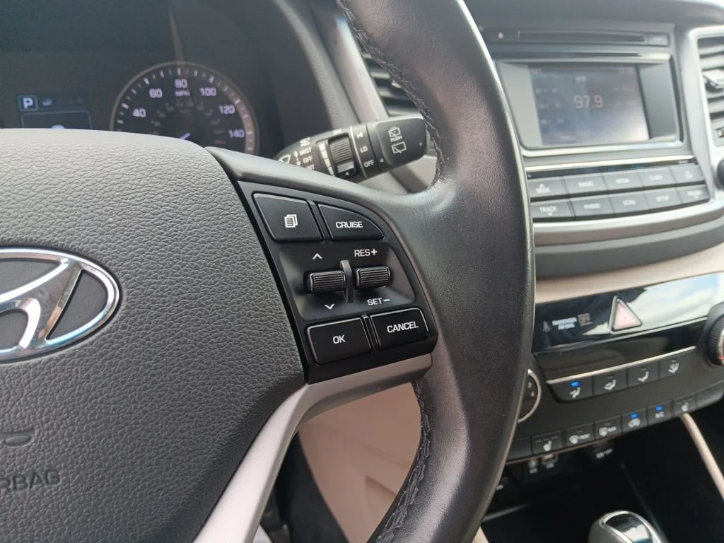 Used 2016 Ruby Wine Hyundai Sport image 18